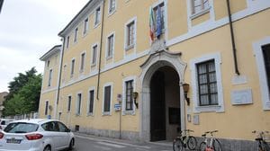 Santa Chiara, reparto Girasoli: «Pazienti fragili senza aria condizionata»