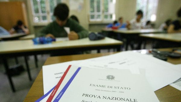I voti degli esami di maturità, la strana spaccatura del paese