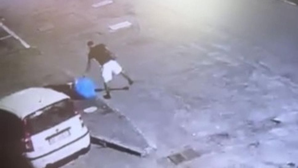 Multati in cinque a Sant’Angelo per l’immondizia abbandonata
