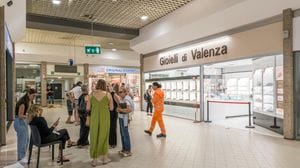 L’assalto a Sant’Angelo: «Atteggiamento spavaldo dei ladri, le forze dell’ordine hanno agito subito» VIDEO 