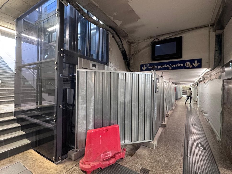 Stazione di Lodi “vietata” ai disabili, lo scandalo in Parlamento. Anche l’Anmic attacca: «Punto dolente»