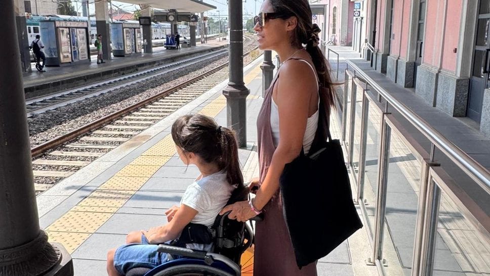Stazione di Lodi “vietata” ai disabili, lo scandalo in Parlamento. Anche l’Anmic attacca: «Punto dolente»