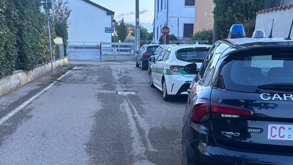 Stranieri irregolari e occupazioni abusive: un nuovo blitz di carabinieri e polizia locale