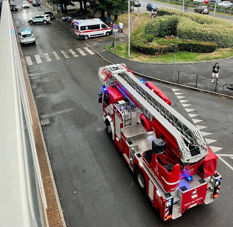 Rogo in casa a San Giuliano, i vigili del fuoco salvano una 78enne rimasta bloccata 
