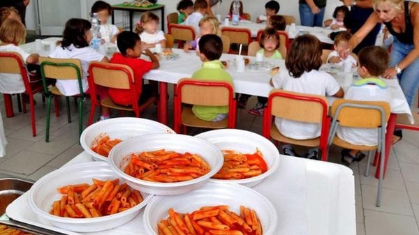 Un clic per prenotare il pasto, rivoluzione digitale a settembre per le mense scolastiche di Lodi