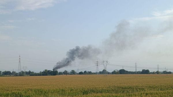 Carico di cipolle a fuoco, traffico paralizzato in A1