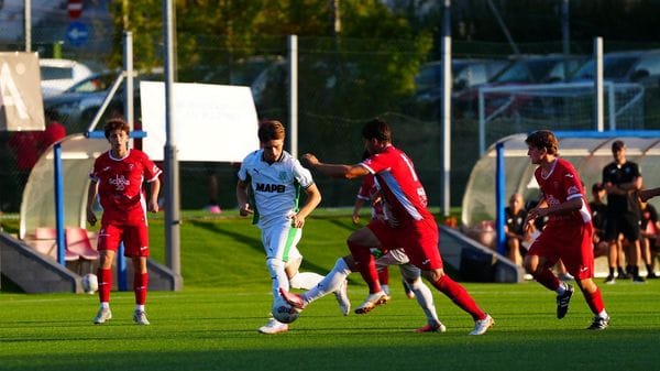 Calcio - Il lodigiano Dellagiovanna nell’Under 18 del Sassuolo