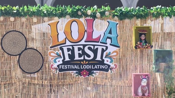 Festival latino in piazza Vittoria a Lodi