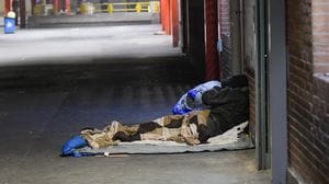 San Donato: centinaia di firme per chiedere sicurezza al terminal, si raccolgono anche le foto