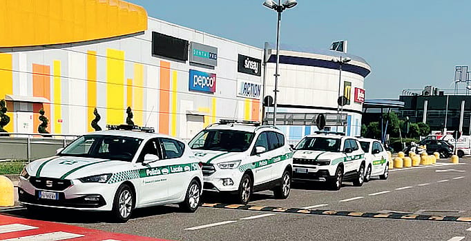 Scatta l’allarme bomba a San Giuliano, evacuato                                                                                                                                                                       il centro commerciale Le Cupole