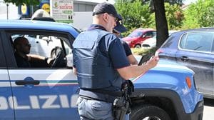 Un 44enne arrestato per il furto di un portafogli in un locale del centro