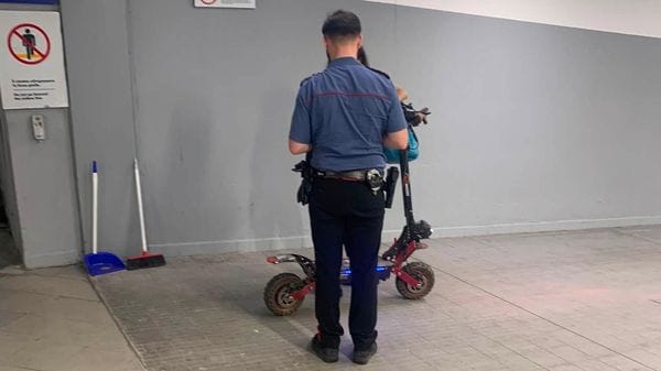 Minacce all’addetto delle pulizie, in stazione a San Donato arrivano i carabinieri