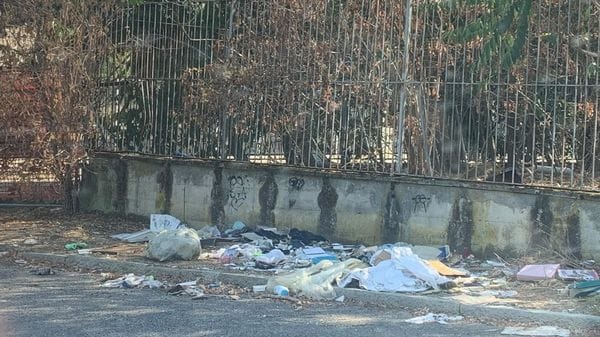 Minacce all’addetto delle pulizie, in stazione a San Donato arrivano i carabinieri
