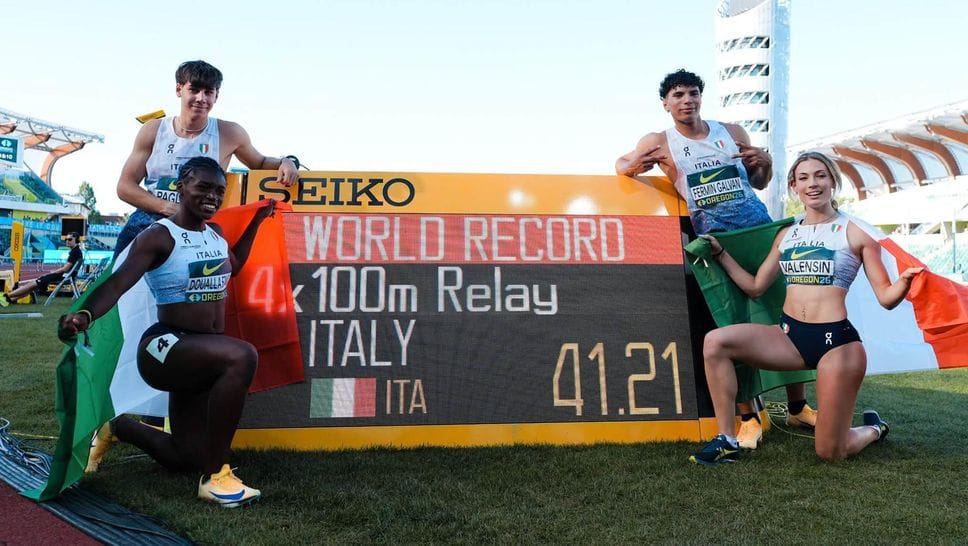 Oro e record del mondo nella staffetta: finisce in gloria il mondiale U20 di Kelly Ann Doualla  