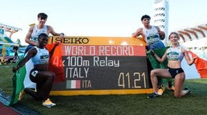 Oro e record del mondo nella staffetta: finisce in gloria il mondiale U20 di Kelly Ann Doualla  