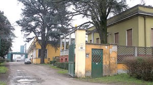 Ex Polenghino, il Comune compra l’area dismessa e fa saltare l’ipotesi della moschea