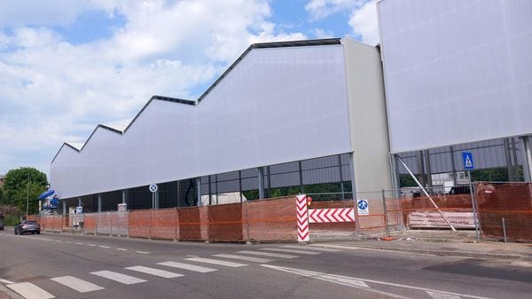 Campi da padel a San Giuliano, dal Comune arriva lo stop all’utilizzo della struttura