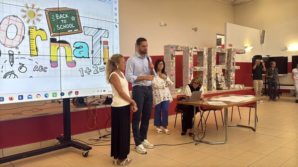 Primo giorno di scuola in trasferta per l’Arcobaleno