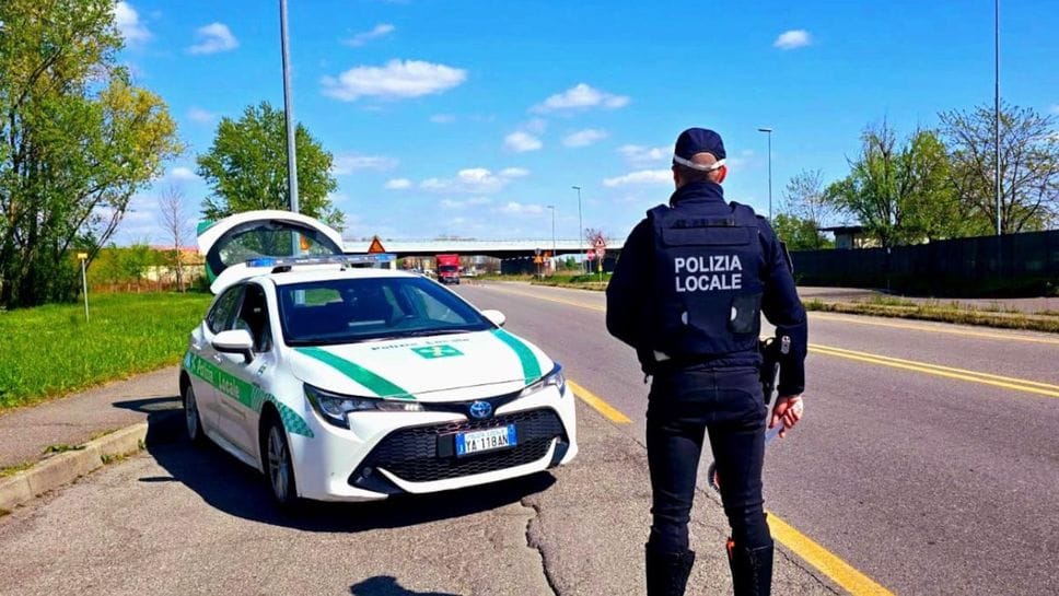 Paura stamattina a Casale per un bimbo di 4 anni investito sulla via Emilia
