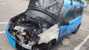 Incendi auto a Sant’Angelo e Borgo San Giovanni: indagano i carabinieri