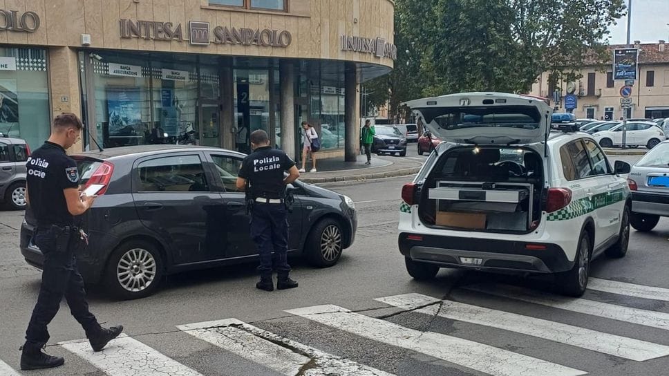 Melegnano: giro di vite, cinque patenti sospese in dieci giorniCatenaccio