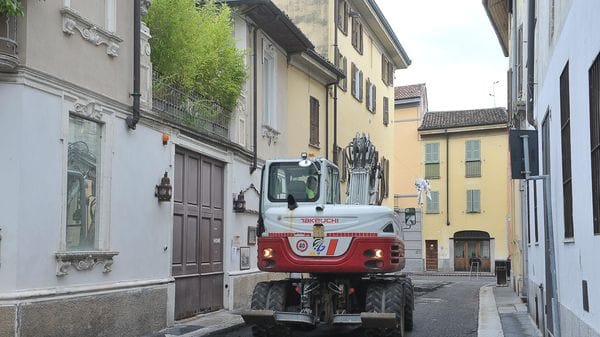 Piano asfalti, «cantieri troppo in ritardo, si parte insieme alle scuole»