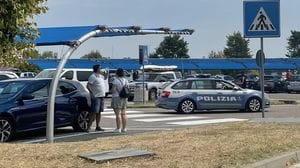 San Zenone: furti di lusso in Autogrill, la polizia stradale arresta un 20enne