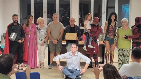 Un defibrillatore donato dall’Avis alle scuole del paese