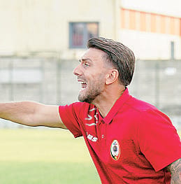 Calcio, domenica tra Sant’Angelo e Pavia un derby tra imbattute