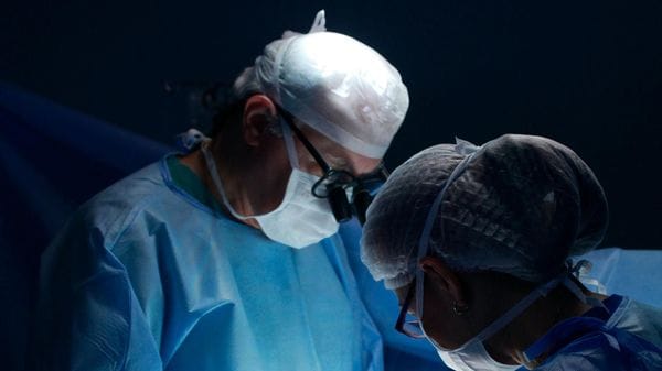 «Il reparto di Chirurgia vascolare di Lodi funziona bene e ci ha salvato»