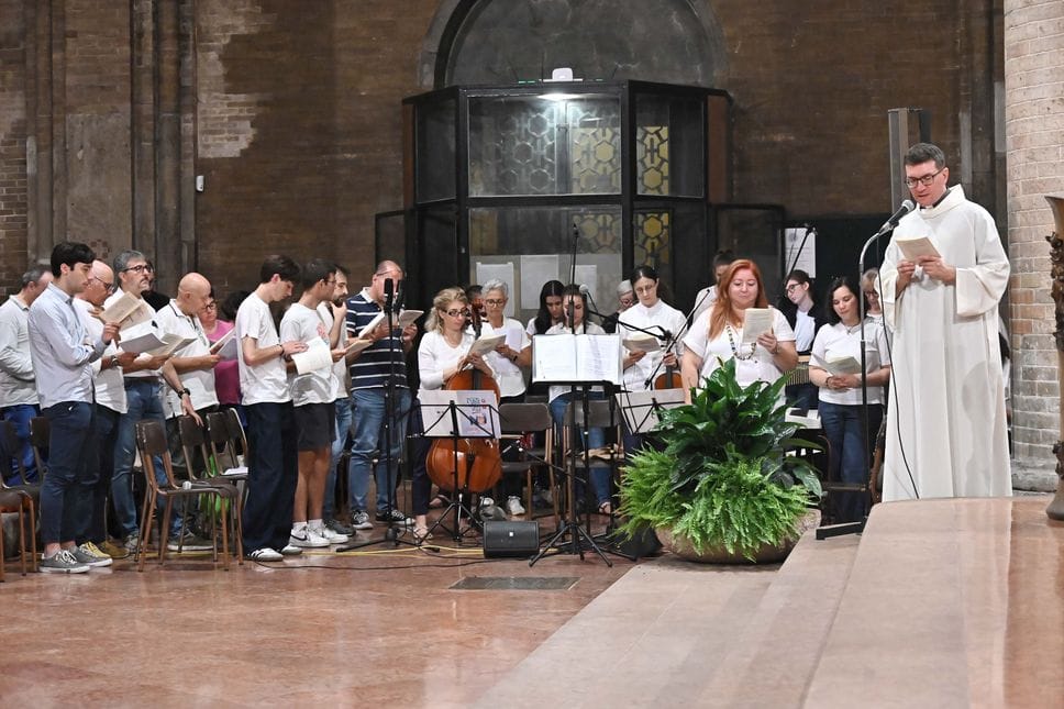 Nel mistero di Cristo e della Chiesa in cammino con Maria, per il mondo
