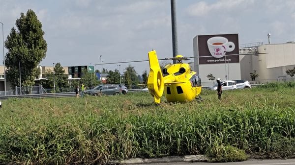 Un 67enne ferito in un campo a Zelo: schiacciato da un macchinario