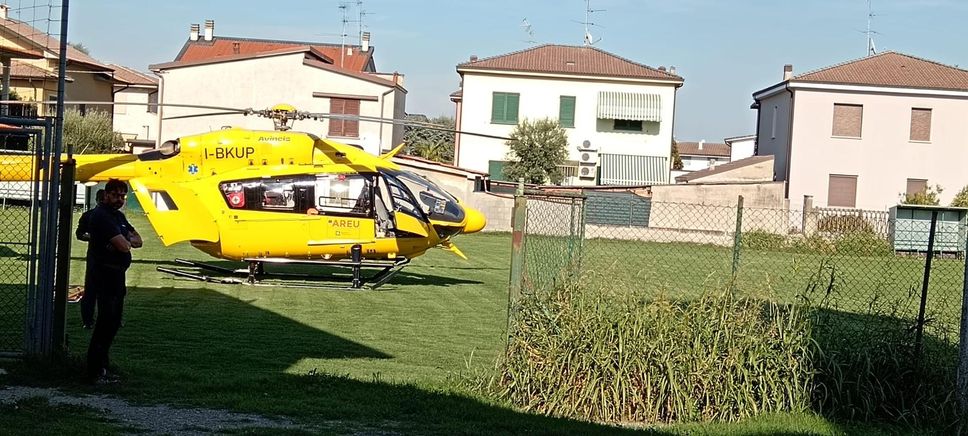 Boffalora, rissa tra giovanissimi: 18enne ferito alla testa, interviene l’elisoccorso