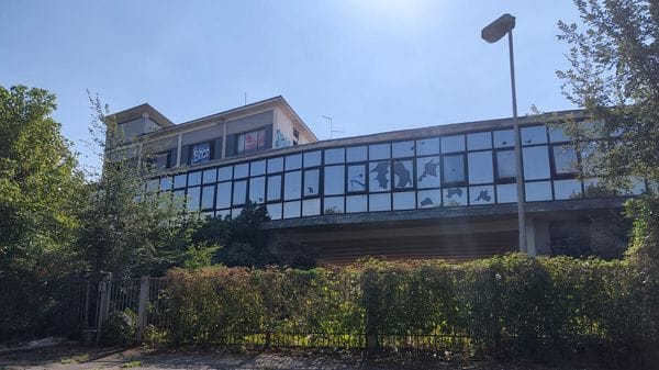 Nuove intrusioni e abbandono, a Codogno la Fardeco resta terra di nessuno