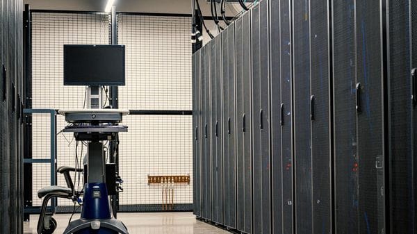 Data center lungo la statale: «Minoranze non informate»