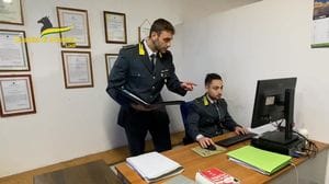 «Sfruttamento» tra campi e serre: tutti si difendono nel processo