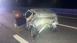 Due auto distrutte e un ferito grave nel tremendo schianto di stanotte in autostrada