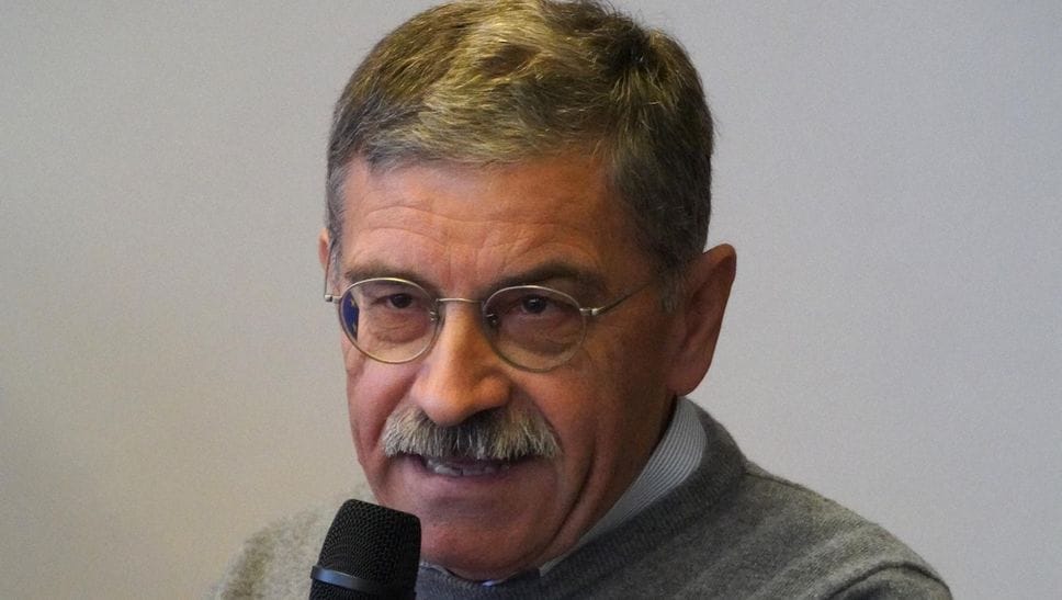 IL DIBATTITO «Gli stranieri nelle scuole e il messaggio di don Peppino»