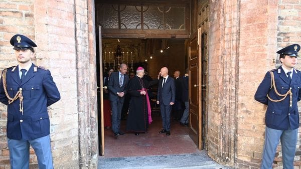 Lodi, la Messa per il patrono della polizia: «Costruiamo insieme la città sicura»