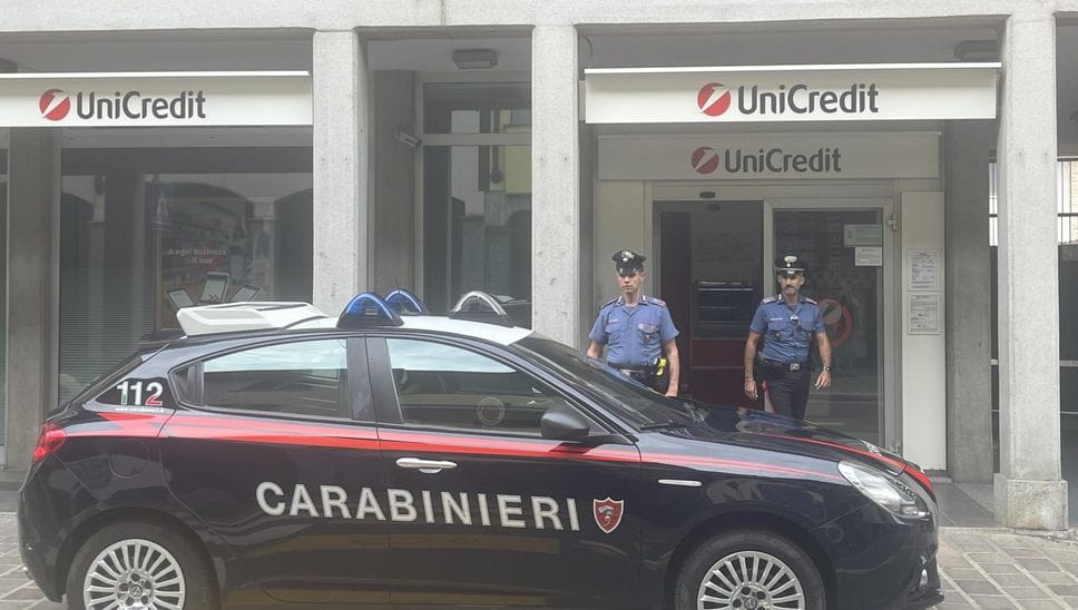 In manette il rapinatore solitario della filiale Unicredit di Sant’Angelo, è un 44enne pluripregiudicato 