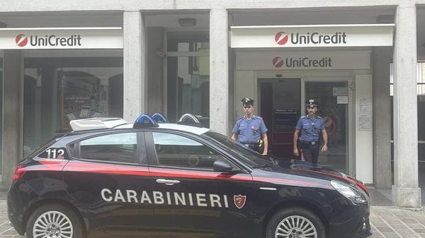 In manette il rapinatore solitario della filiale Unicredit di Sant’Angelo, è un 44enne pluripregiudicato 