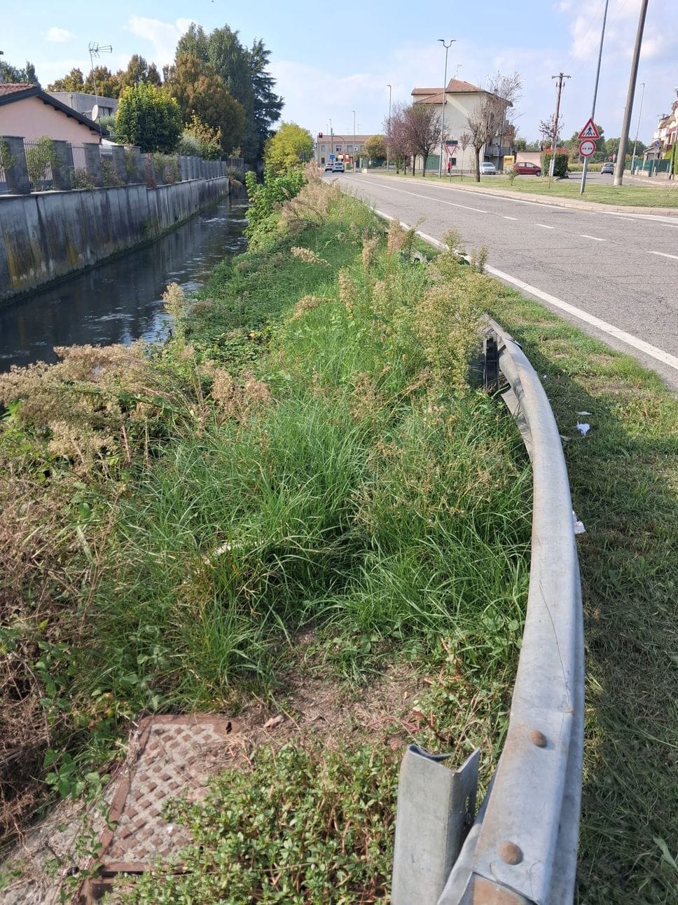 «Vogliono i soldi, ma sistemino almeno la strada», a Valera protesta contro la Provincia