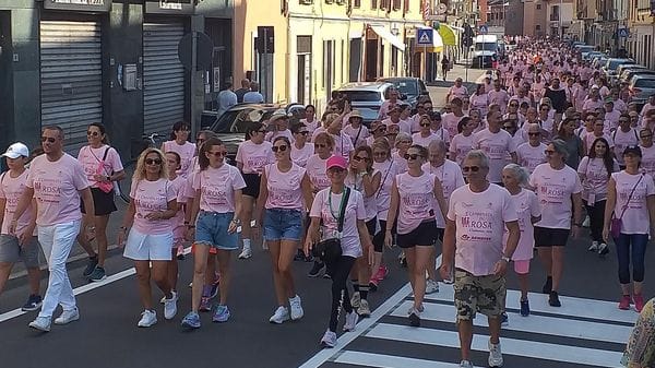 In 600 alla “camminata in rosa” di Melegnano