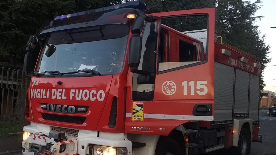 Un odore acre di plastica bruciata avvertito fra San Donato e San Giuliano