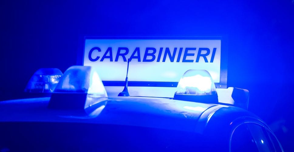 Colpita con un pugno sul naso a Caselle Lurani: una 18enne finisce in ospedale