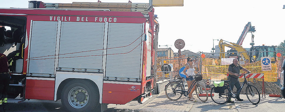 Incidente al cantiere del ponte a Lodi: problemi con la rete del gas, stop all’erogazione in diverse zone dell’Oltreadda 