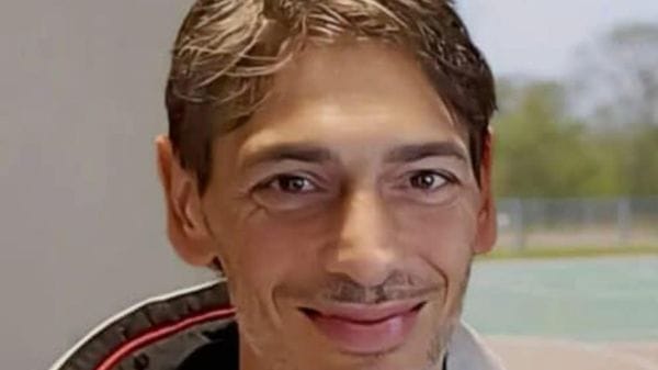 Oggi a Valera l’addio al 44enne trovato senza vita in casa sua