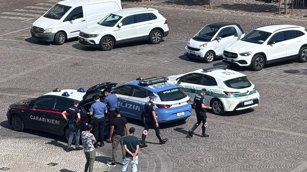 Città “blindata” ieri mattina: tanti i controlli