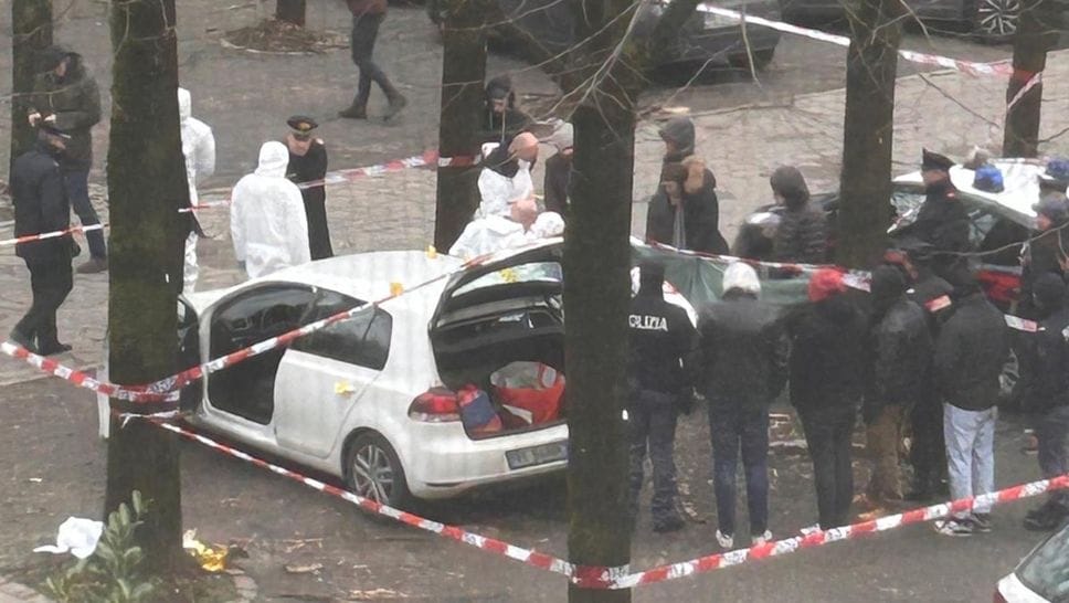 Lodi, il giallo di piazza Omegna: lo zio in aula scagiona il nipote Gianì 