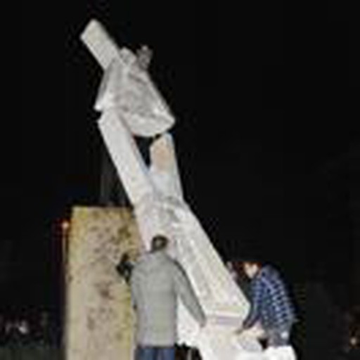 “Torna” la statua del Belfagor